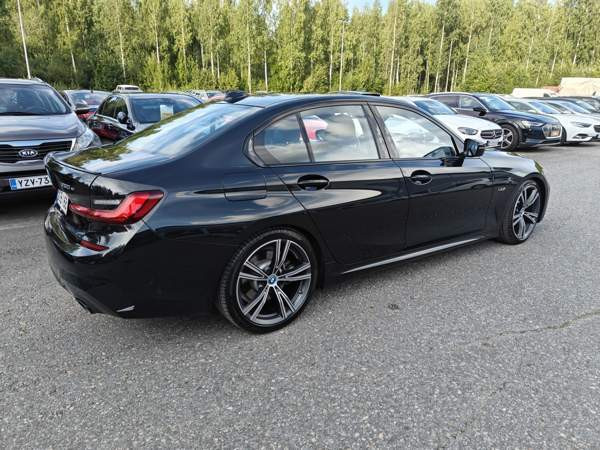 BMW 330 Hämeenlinna - valokuva 2