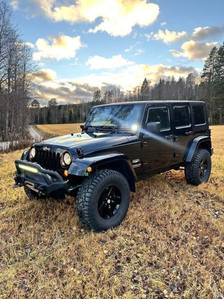 Jeep Wrangler Saarijärvi - valokuva 7