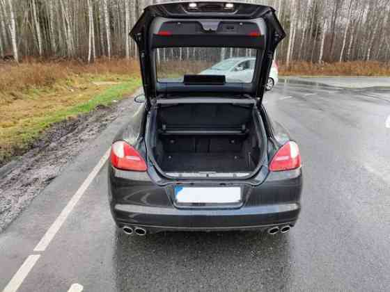 Porsche Panamera Хювинкяя