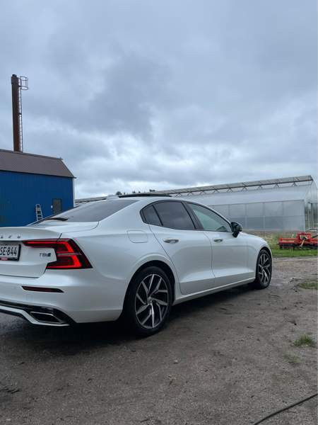 Volvo S60 Sarov - valokuva 5