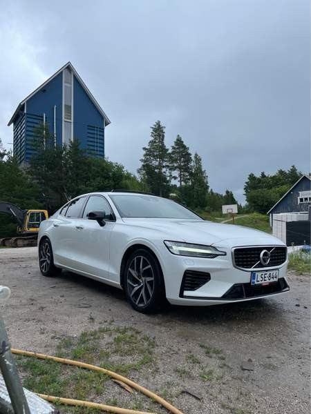 Volvo S60 Sarov - valokuva 4