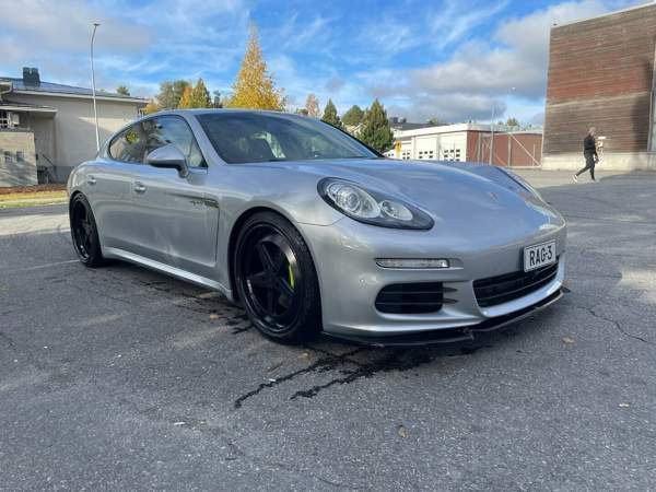 Porsche Panamera Joensuu - photo 1