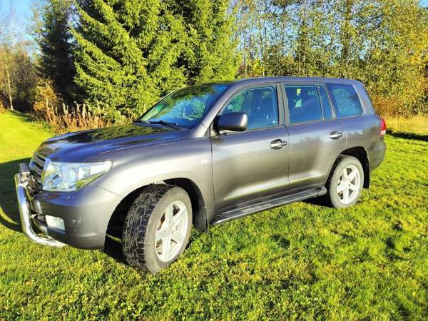 Toyota Land Cruiser Kajaani - valokuva 7