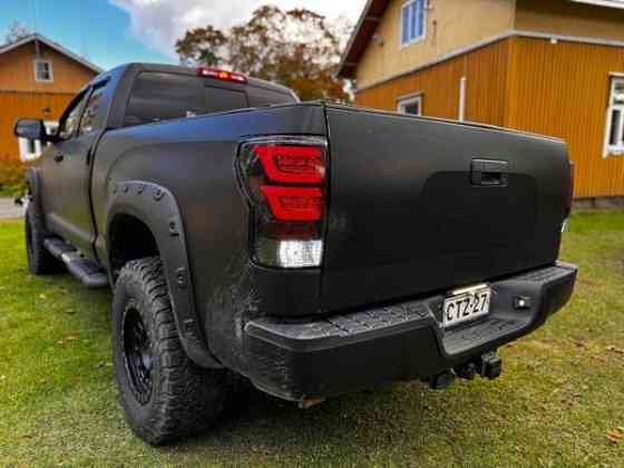 Toyota Tundra Макао