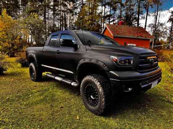 Toyota Tundra Макао