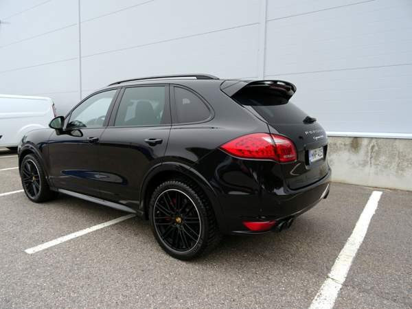 Porsche Cayenne Vantaa - valokuva 3