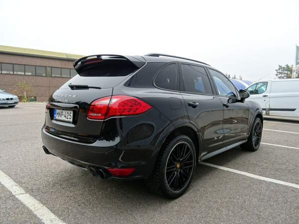 Porsche Cayenne Vantaa - valokuva 5