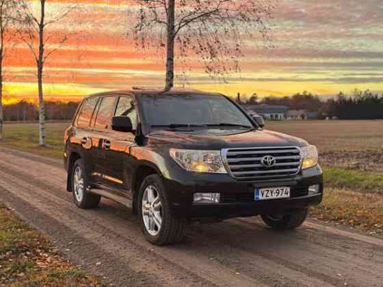 Toyota Land Cruiser Саров