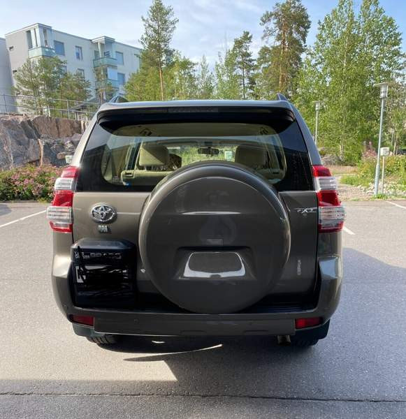 Toyota Land Cruiser Helsinki - изображение 4
