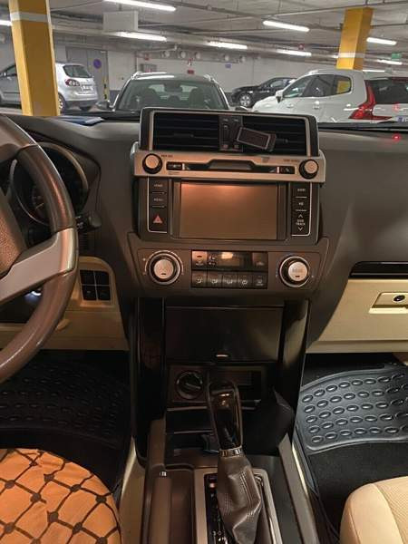 Toyota Land Cruiser Helsinki - изображение 5