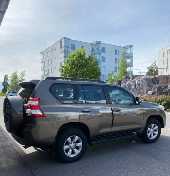Toyota Land Cruiser Helsinki - изображение 2