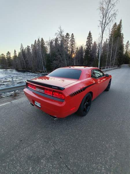 Dodge Challenger Ruovesi - изображение 3