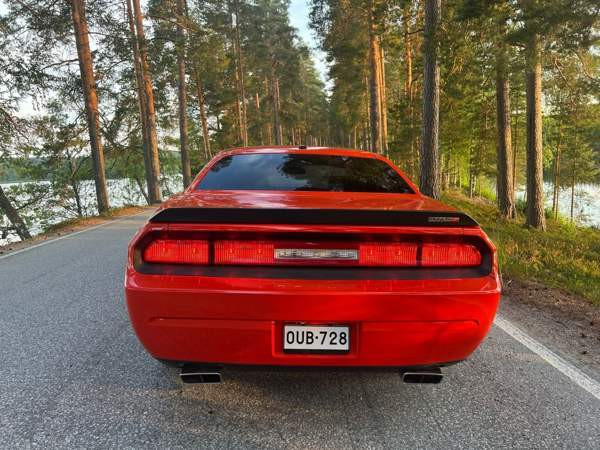 Dodge Challenger Ruovesi - изображение 7
