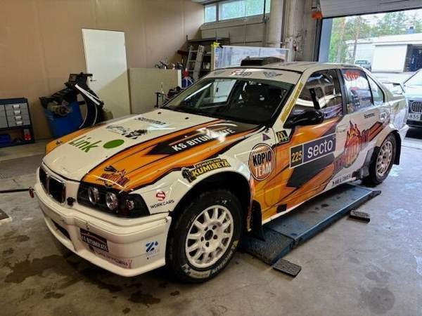 BMW M3 Luga - valokuva 4