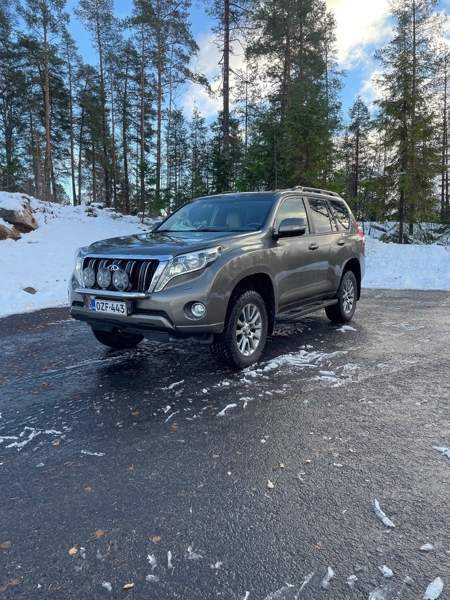 Toyota Land Cruiser Туусула - изображение 1