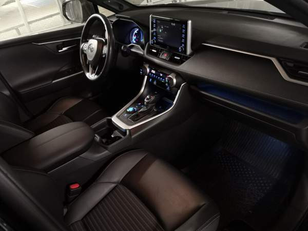 Toyota RAV4 Tuusula - valokuva 1