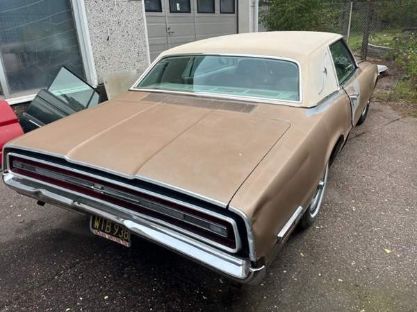 Ford Thunderbird Vantaa - valokuva 8