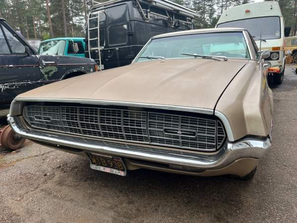 Ford Thunderbird Vantaa - valokuva 7