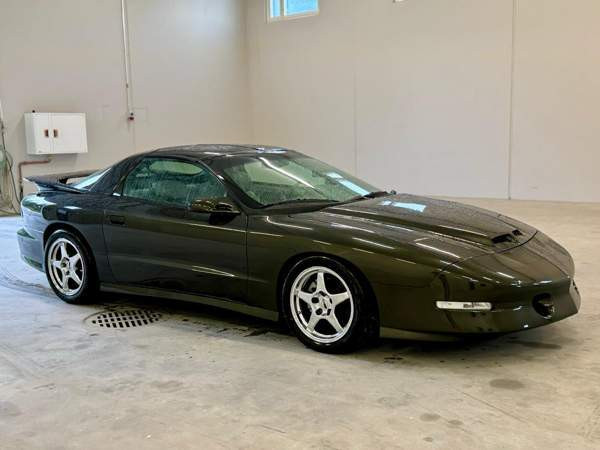 Pontiac Firebird Ylivieska - изображение 3