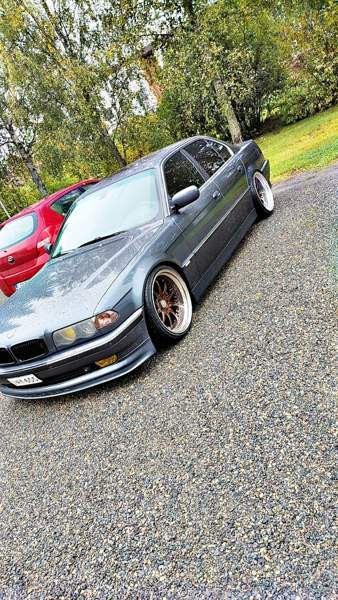 BMW 730 Jaemsae - valokuva 3