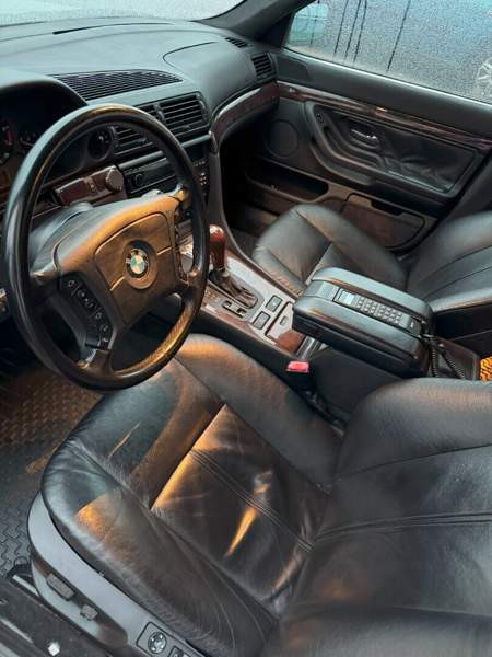 BMW 740 Мариехамн - изображение 7