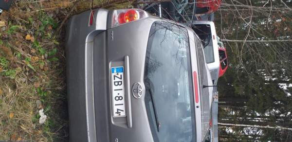 Toyota Corolla Verso Glebychevo - valokuva 8