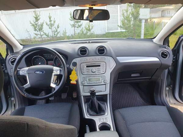 Ford Mondeo Kittilä - valokuva 3