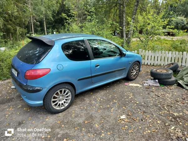 Peugeot 206 Sauvo - изображение 2