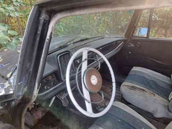 Mercedes-Benz 200 Nurmes