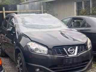 Nissan Qashqai Pöytyä