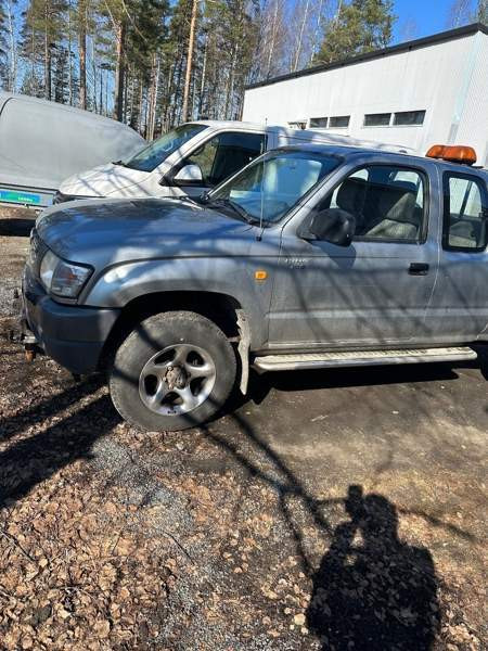 Toyota Hilux Иматра - изображение 1