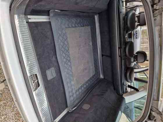 Mercedes-Benz E Luga