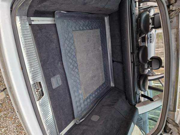 Mercedes-Benz E Luga - valokuva 6