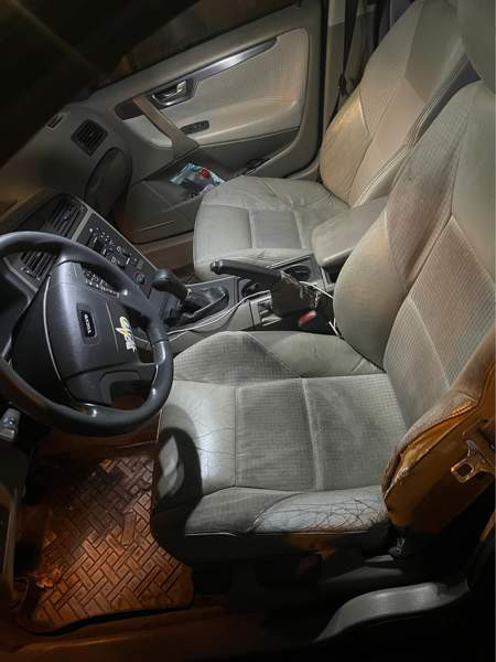 Volvo V70 Глебычево - изображение 2