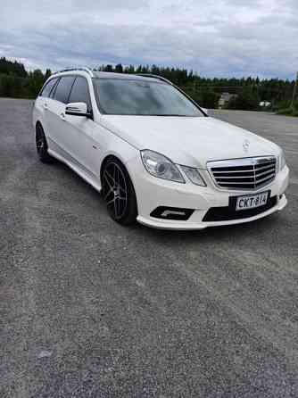 Mercedes-Benz E Kaavi