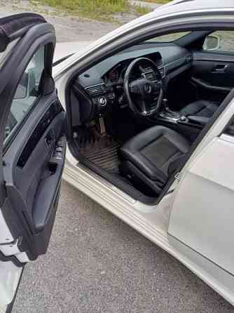 Mercedes-Benz E Kaavi