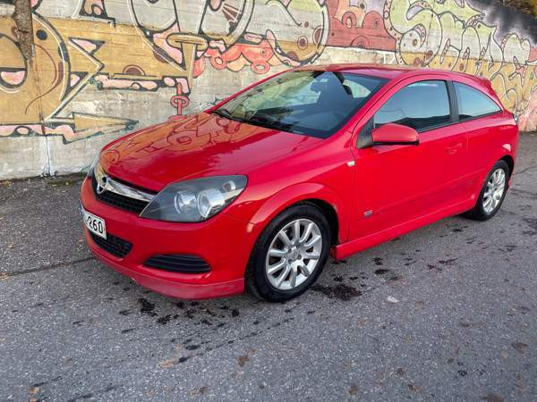 Opel Astra Vantaa - photo 1