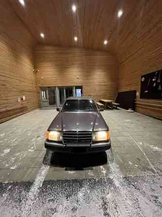 Mercedes-Benz 250 Ranua