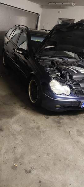 Mercedes-Benz C Якобстад - изображение 1