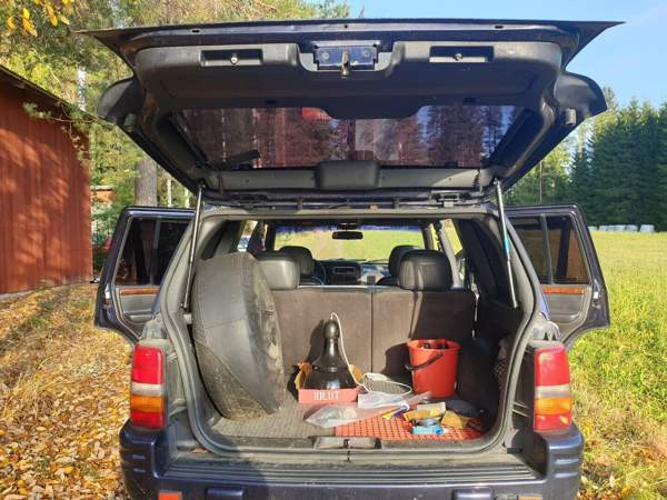 Jeep Grand Cherokee Tampere - valokuva 8