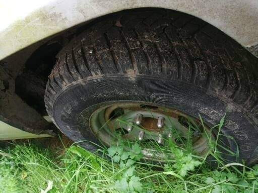 Isuzu Trooper Sarov - valokuva 2