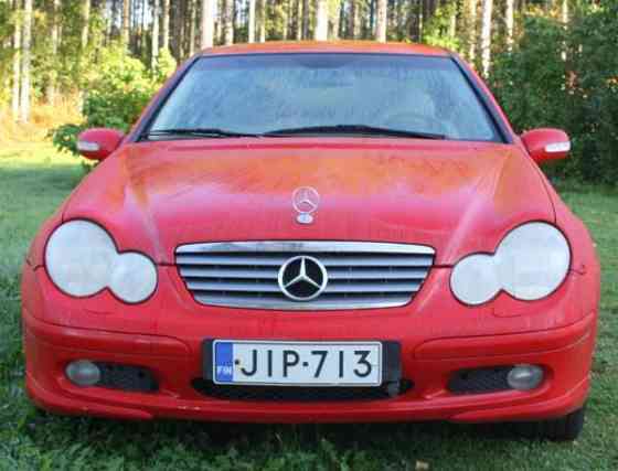 Mercedes-Benz 180 Kitee