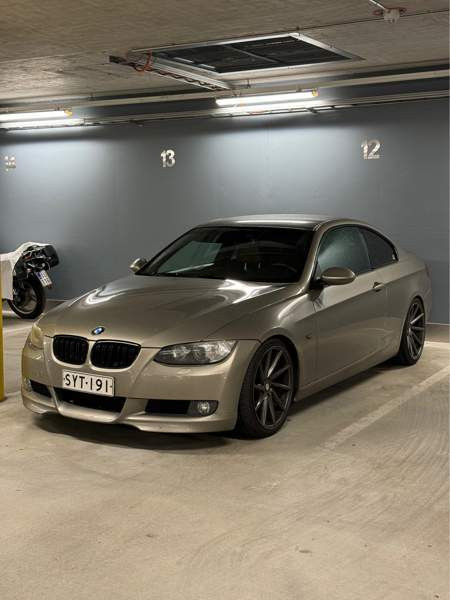 BMW 330 Ulvila - valokuva 7