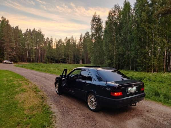 Mercedes-Benz C Ilmajoki - valokuva 1