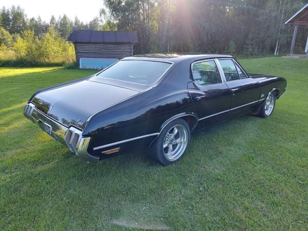 Oldsmobile Cutlass Рахе - изображение 4