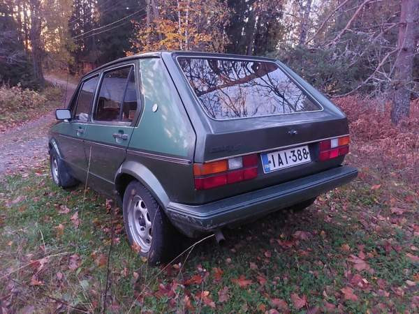 Volkswagen Golf Лохья - изображение 2