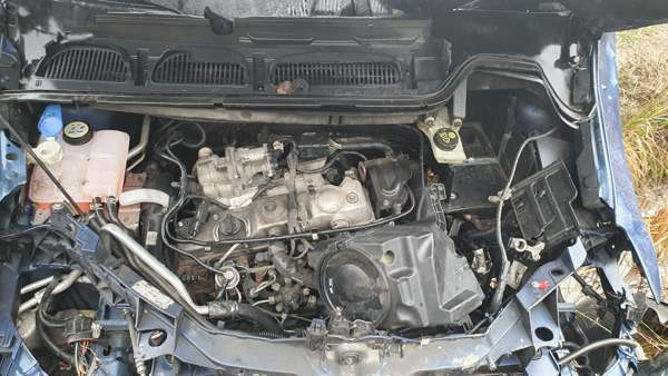 Ford C-Max Lohja - valokuva 5