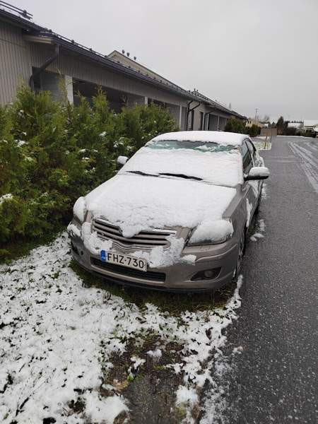 Toyota Avensis Nurmijärvi - valokuva 3