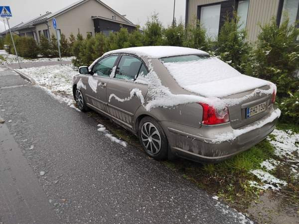 Toyota Avensis Nurmijärvi - valokuva 6