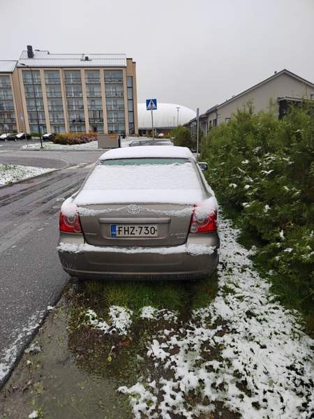 Toyota Avensis Nurmijärvi - valokuva 5